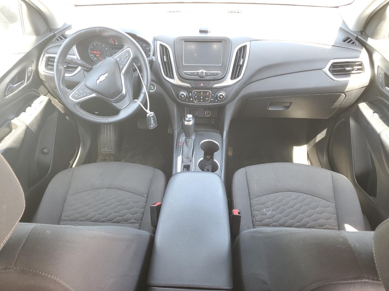 Photo 7 VIN: 3GNAXJEV8JL130324 - CHEVROLET EQUINOX 