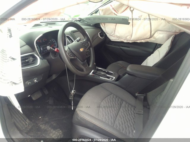 Photo 4 VIN: 3GNAXJEV8JS560084 - CHEVROLET EQUINOX 