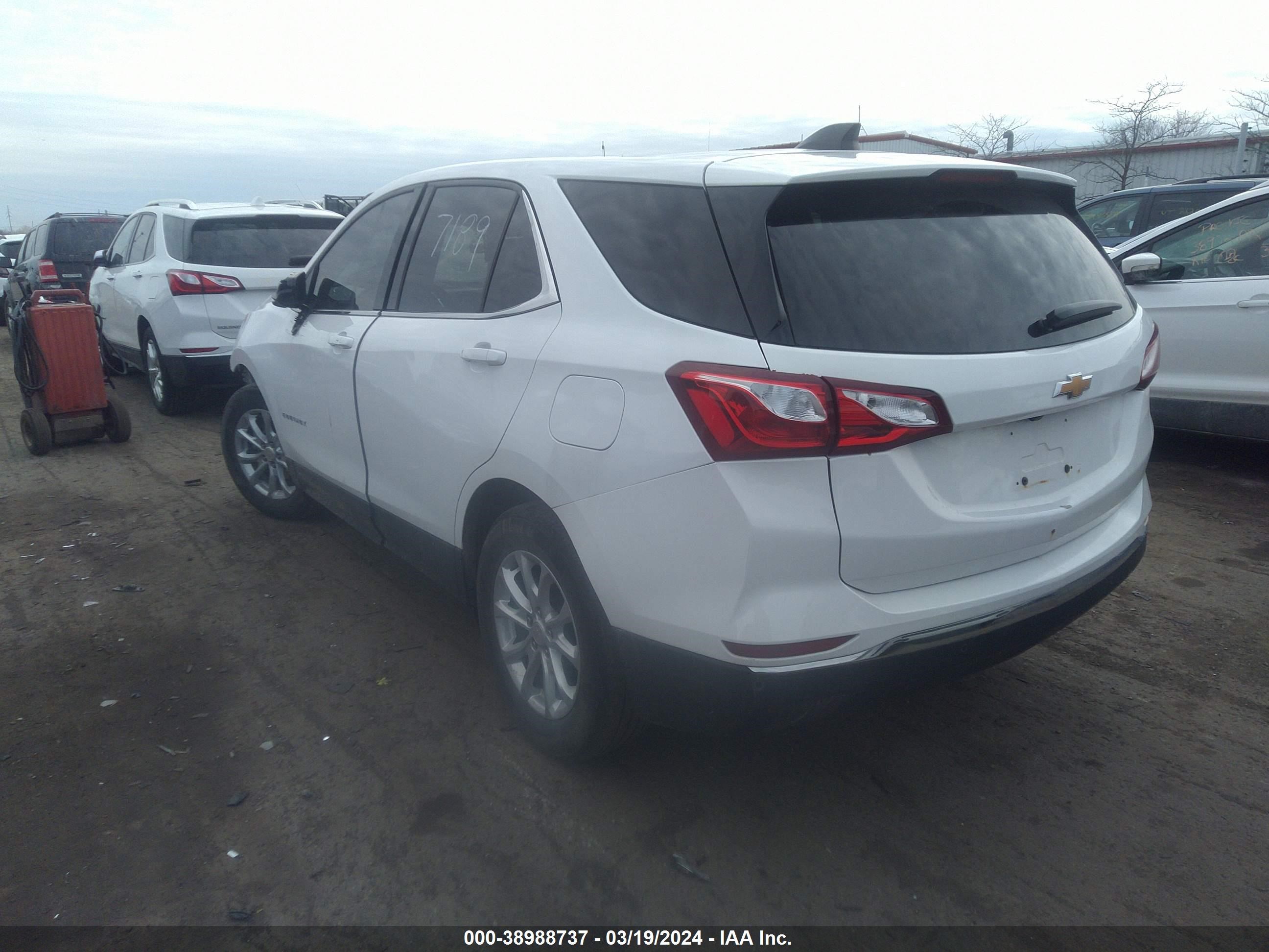 Photo 2 VIN: 3GNAXJEV8LL287189 - CHEVROLET EQUINOX 