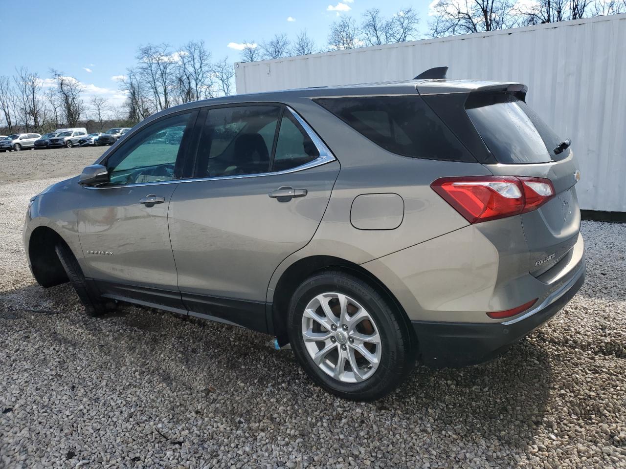 Photo 1 VIN: 3GNAXJEV9JS541625 - CHEVROLET EQUINOX 