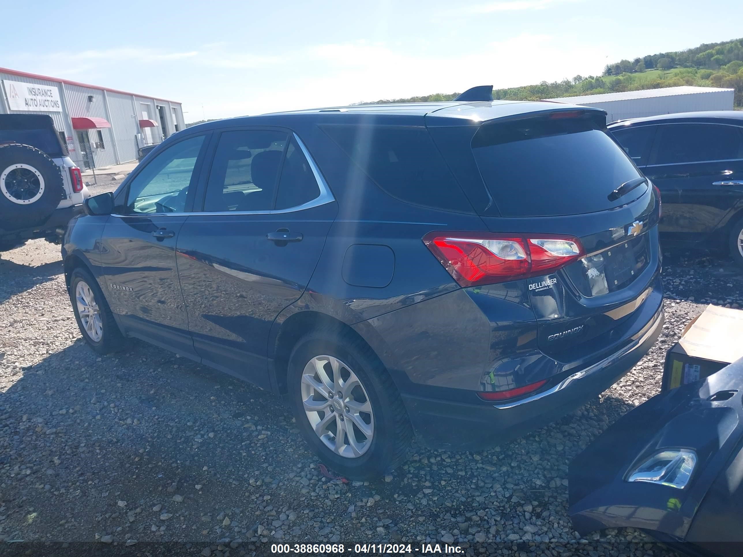 Photo 2 VIN: 3GNAXJEVXJS556392 - CHEVROLET EQUINOX 