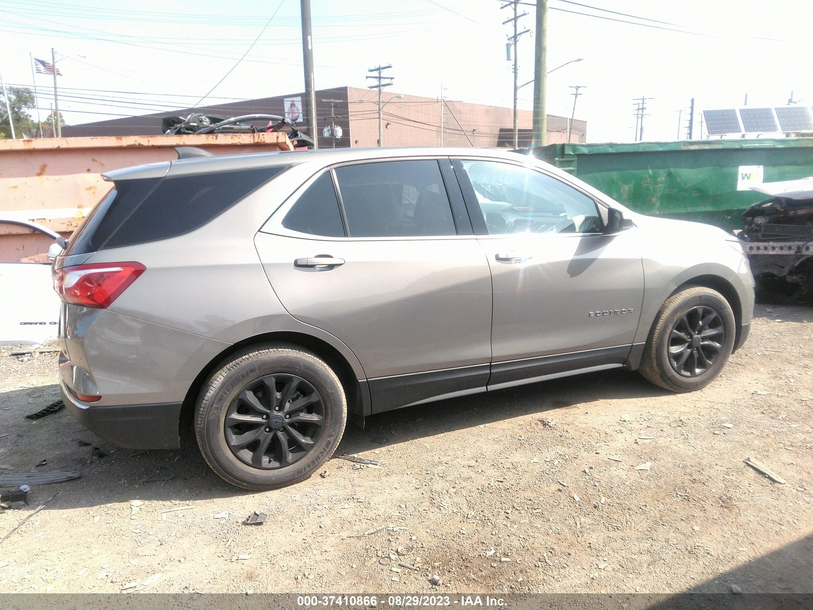 Photo 11 VIN: 3GNAXJEVXJS566582 - CHEVROLET EQUINOX 