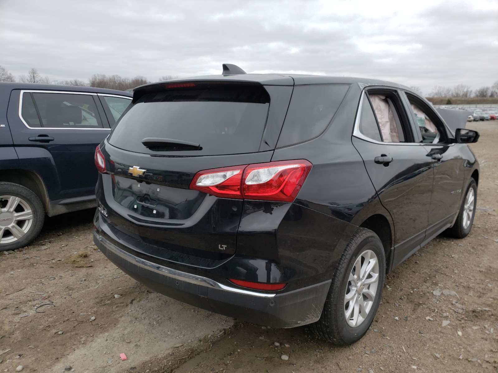 Photo 3 VIN: 3GNAXJEVXLL256915 - CHEVROLET EQUINOX LT 