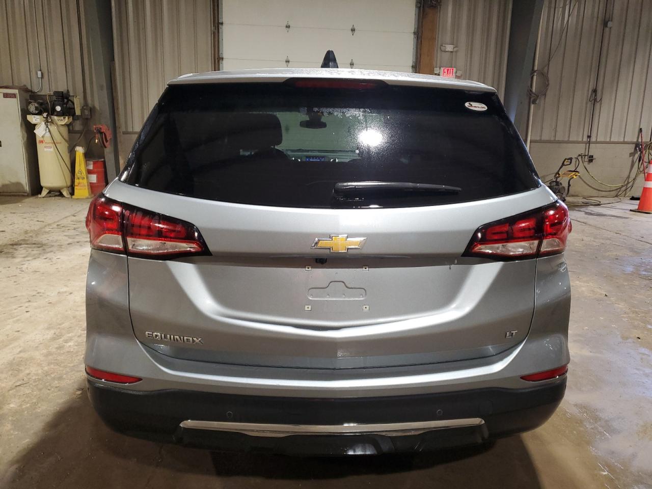 Photo 5 VIN: 3GNAXKEG1PS210490 - CHEVROLET EQUINOX 