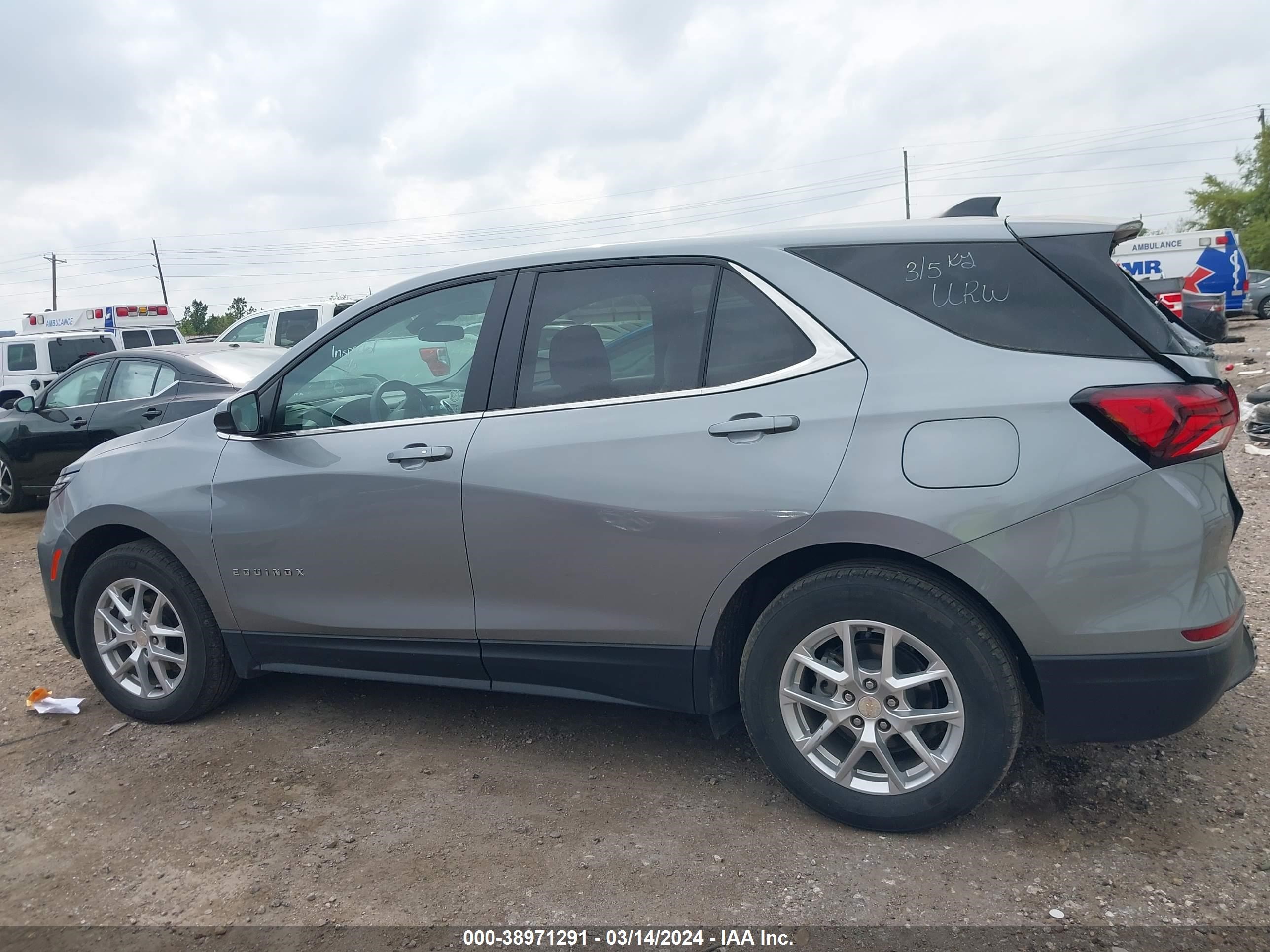 Photo 13 VIN: 3GNAXKEG5PL250128 - CHEVROLET EQUINOX 