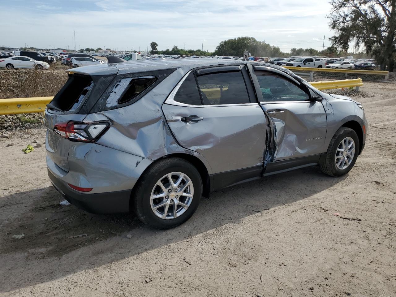 Photo 2 VIN: 3GNAXKEG7RL136649 - CHEVROLET EQUINOX 