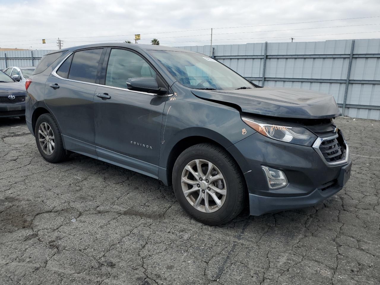 Photo 3 VIN: 3GNAXKEV0KS504387 - CHEVROLET EQUINOX 