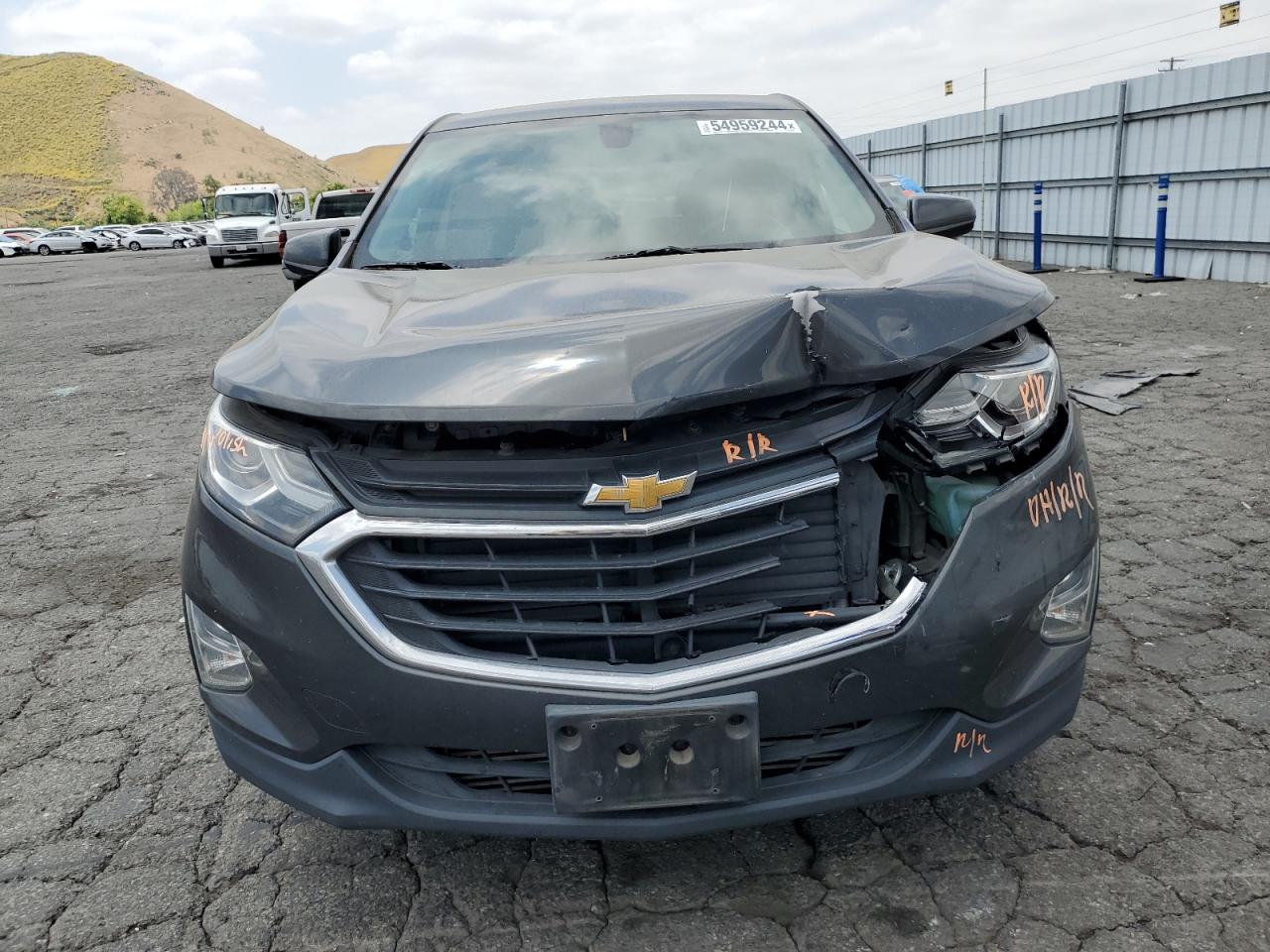 Photo 4 VIN: 3GNAXKEV0KS504387 - CHEVROLET EQUINOX 