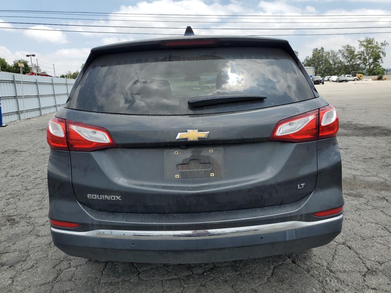 Photo 5 VIN: 3GNAXKEV0KS504387 - CHEVROLET EQUINOX 