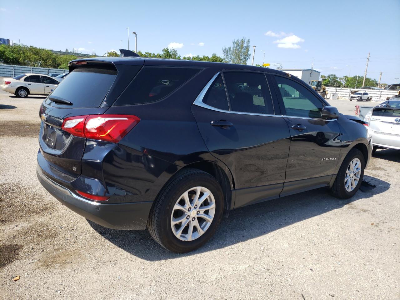 Photo 2 VIN: 3GNAXKEV0LS536029 - CHEVROLET EQUINOX 