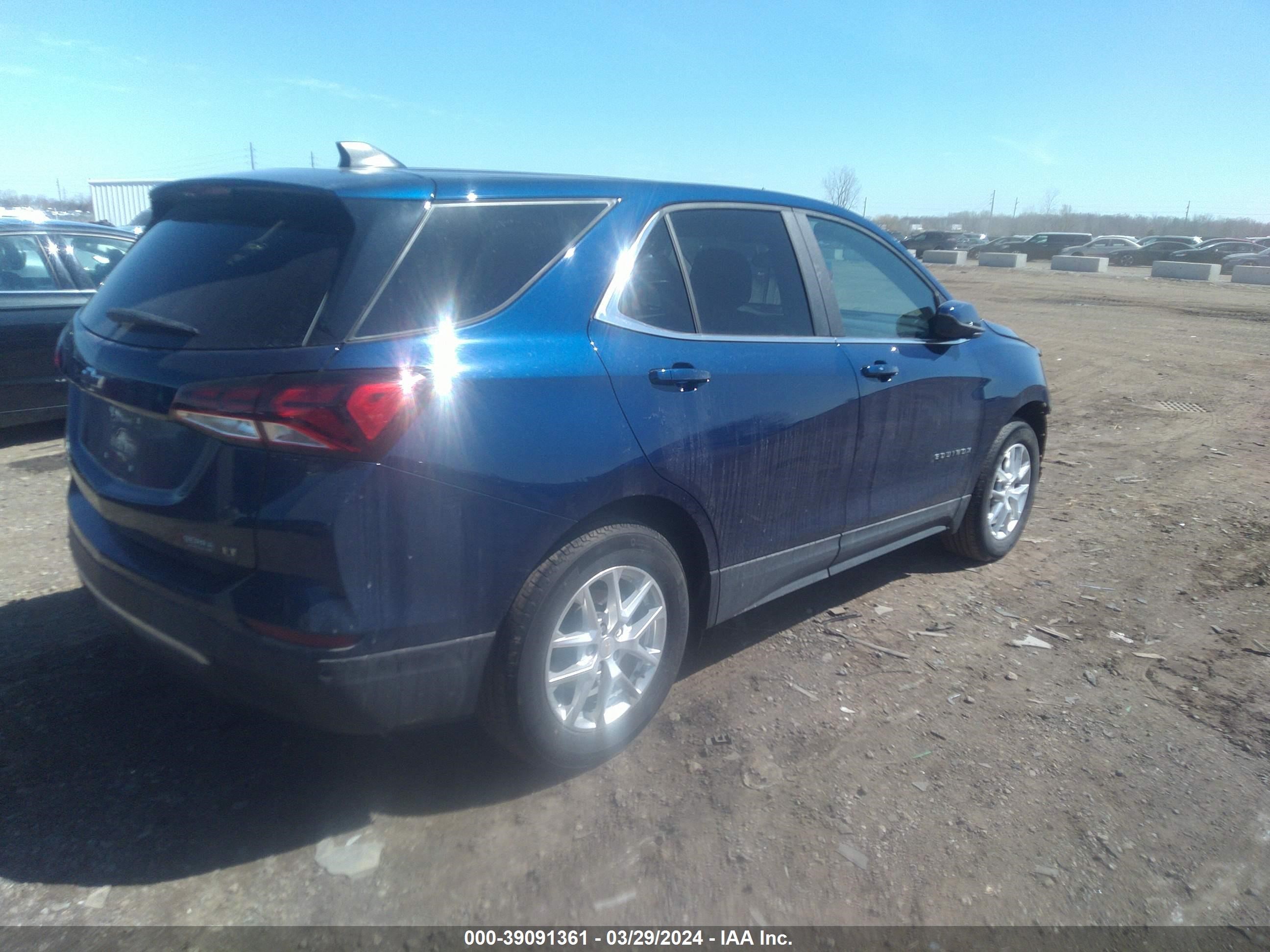 Photo 3 VIN: 3GNAXKEV0NL244264 - CHEVROLET EQUINOX 