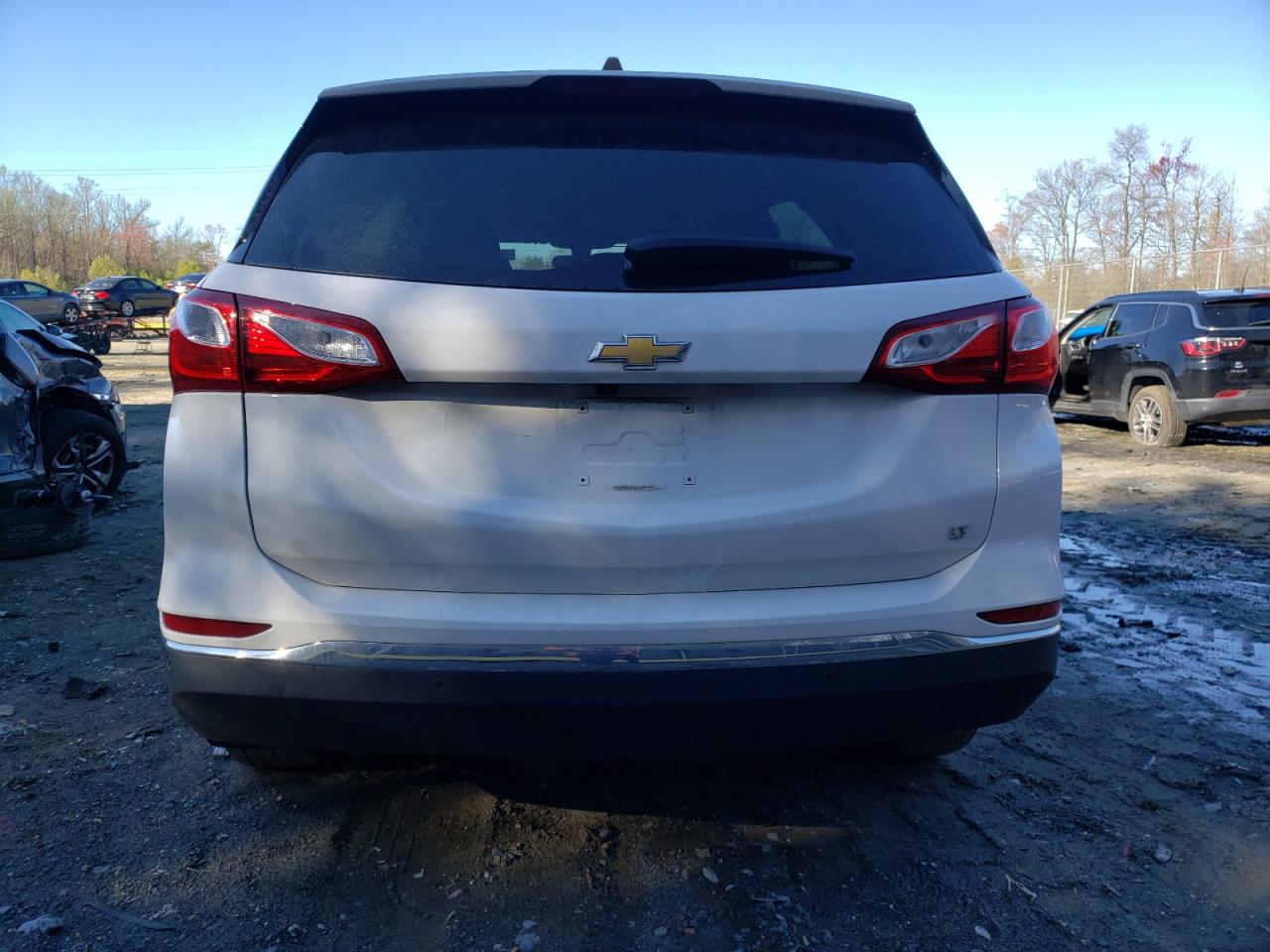 Photo 5 VIN: 3GNAXKEV1KL345695 - CHEVROLET EQUINOX 