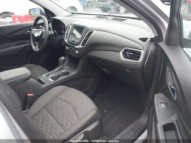 Photo 4 VIN: 3GNAXKEV1KS627051 - CHEVROLET EQUINOX 