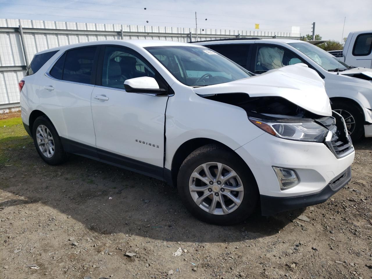 Photo 3 VIN: 3GNAXKEV1MS137499 - CHEVROLET EQUINOX 