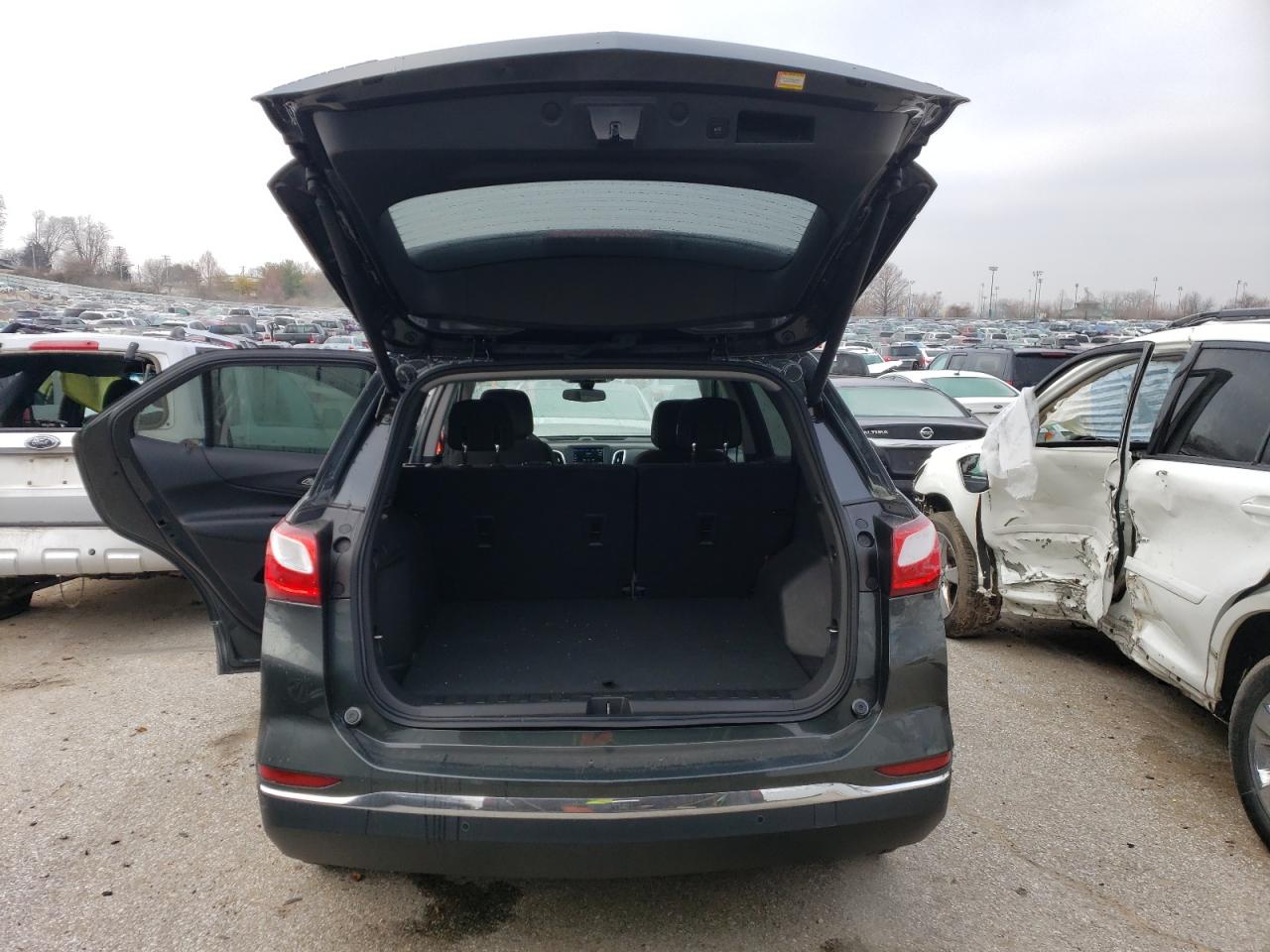 Photo 5 VIN: 3GNAXKEV2KS670202 - CHEVROLET EQUINOX 