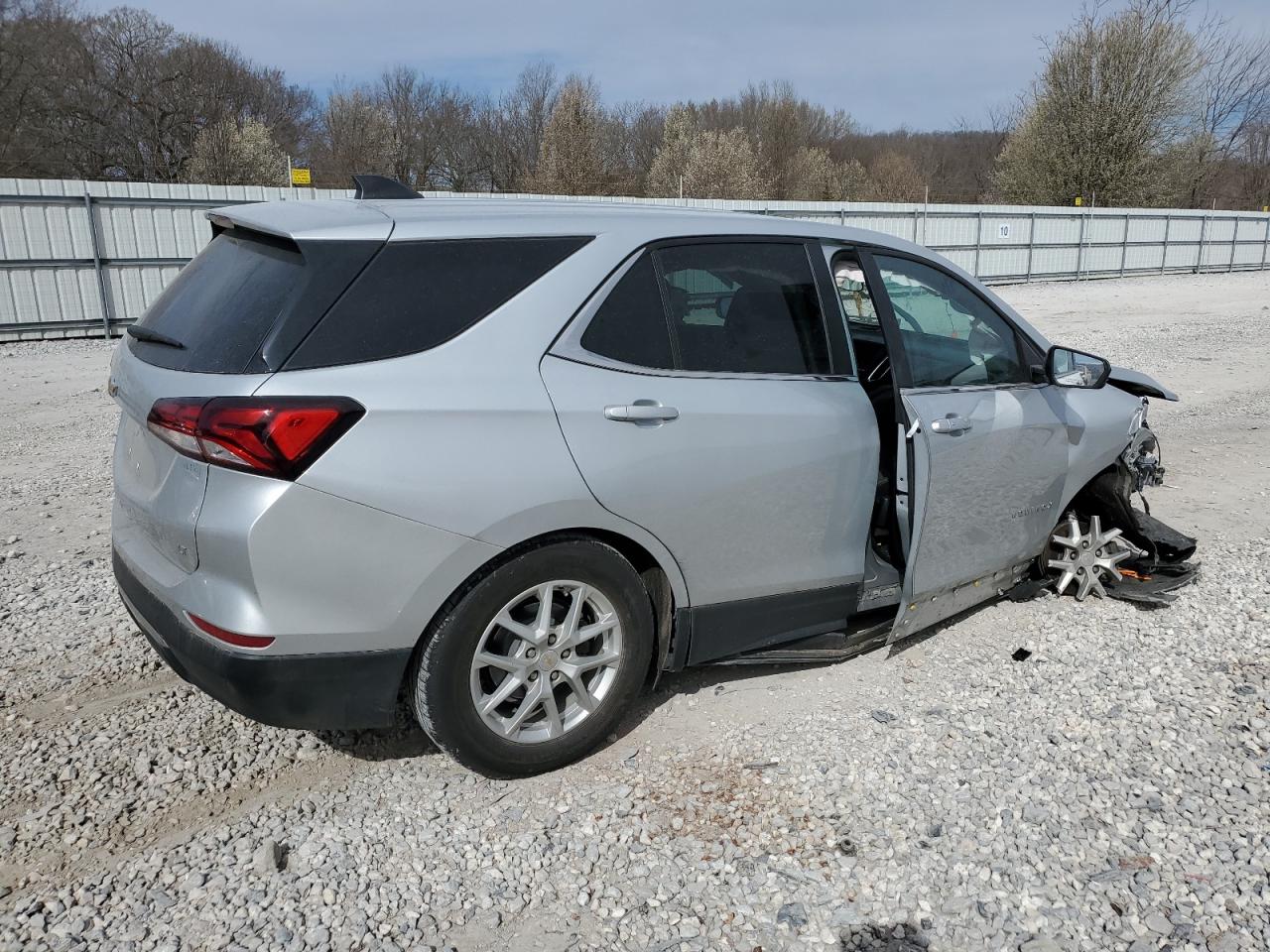 Photo 2 VIN: 3GNAXKEV2NL270932 - CHEVROLET EQUINOX 