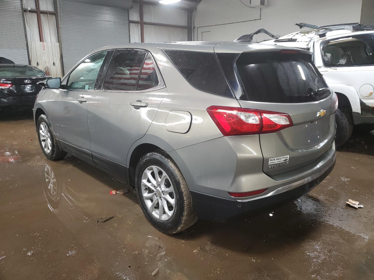 Photo 1 VIN: 3GNAXKEV3KS555432 - CHEVROLET EQUINOX 