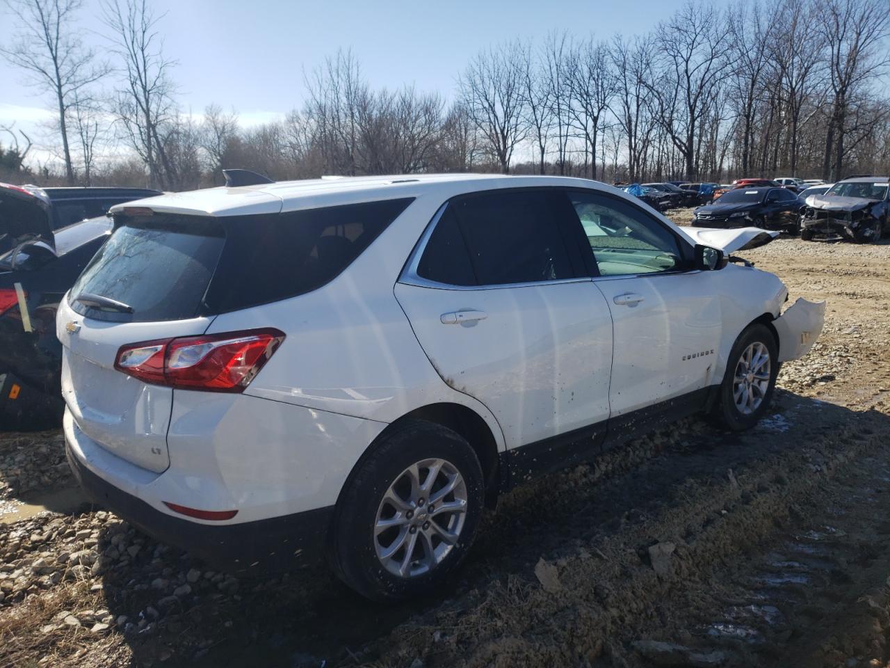 Photo 2 VIN: 3GNAXKEV3KS602135 - CHEVROLET EQUINOX 