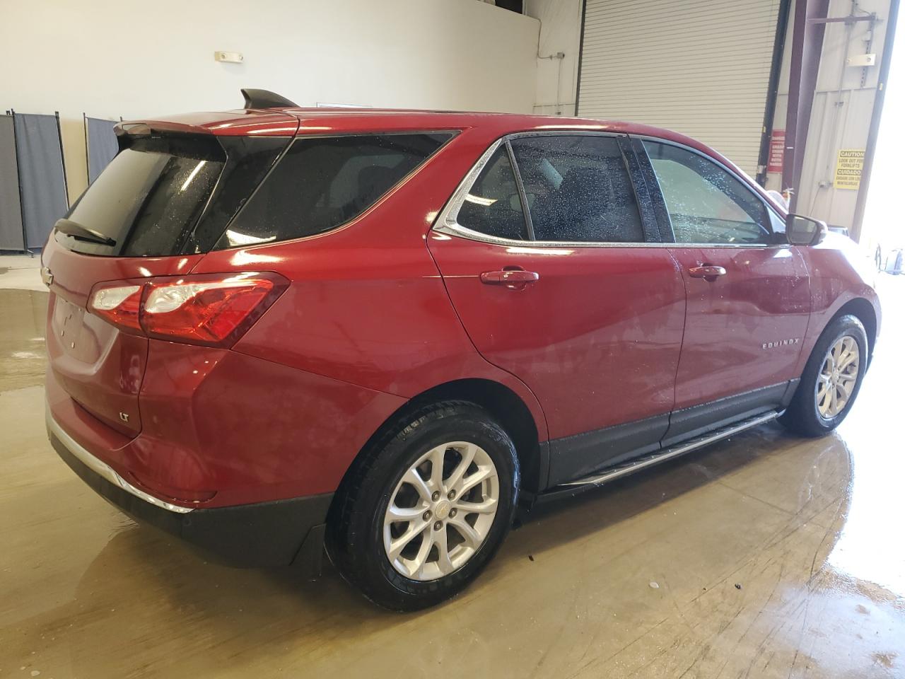 Photo 2 VIN: 3GNAXKEV6KS589719 - CHEVROLET EQUINOX 