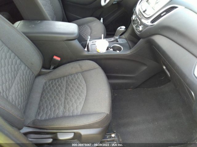 Photo 4 VIN: 3GNAXKEV8KS537976 - CHEVROLET EQUINOX 