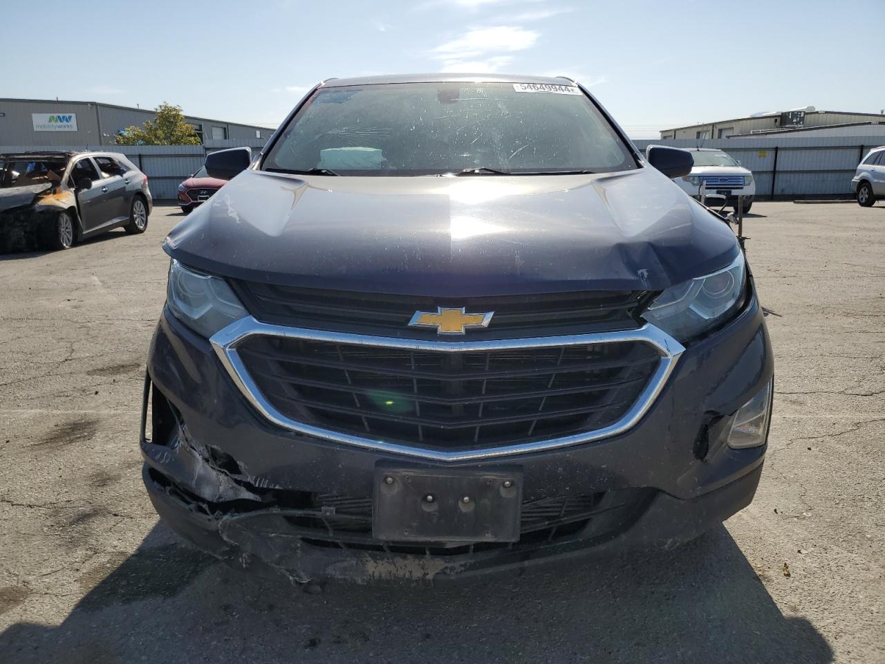 Photo 4 VIN: 3GNAXKEV8KS538240 - CHEVROLET EQUINOX 