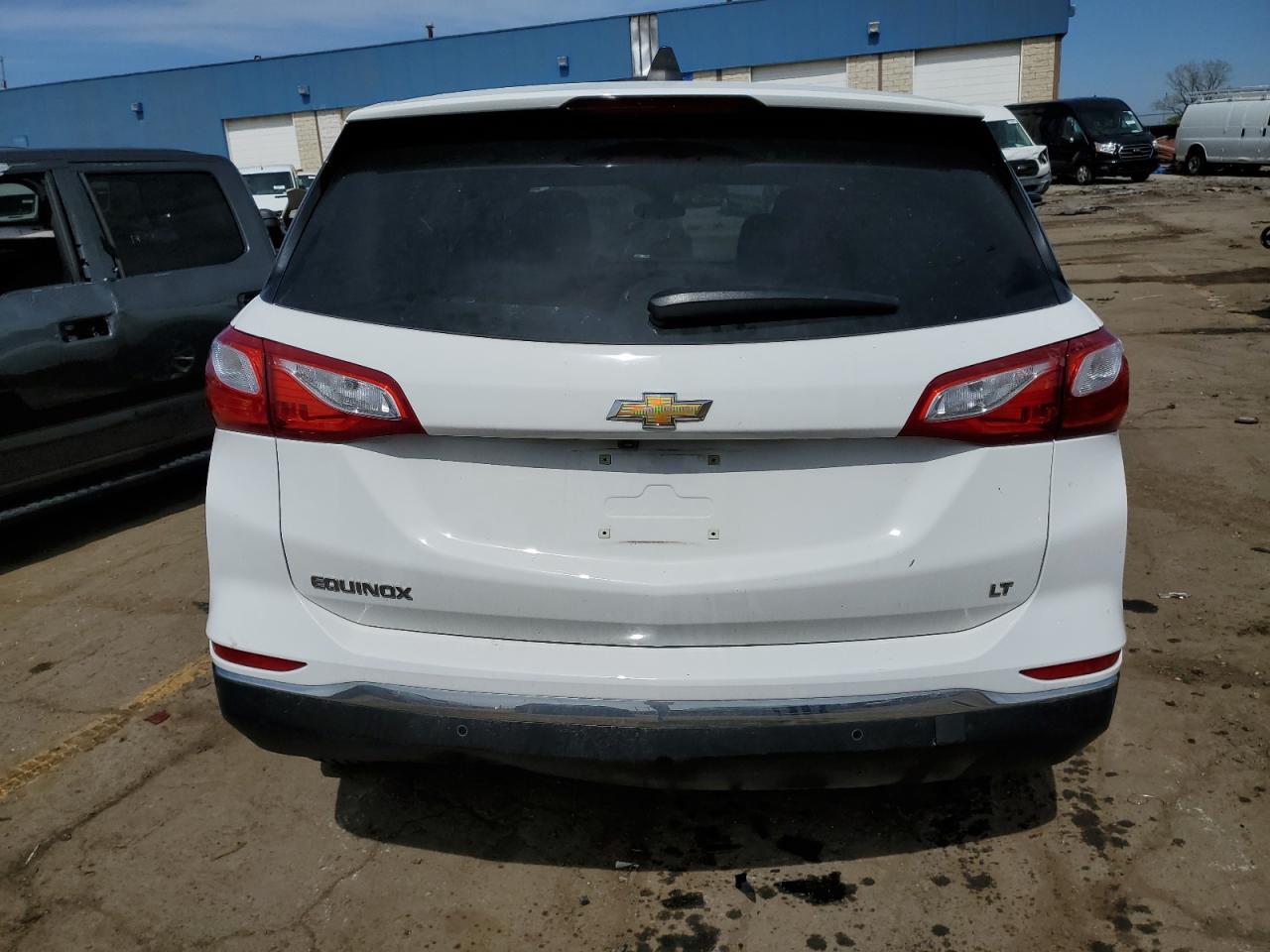 Photo 5 VIN: 3GNAXKEVXMS109913 - CHEVROLET EQUINOX 