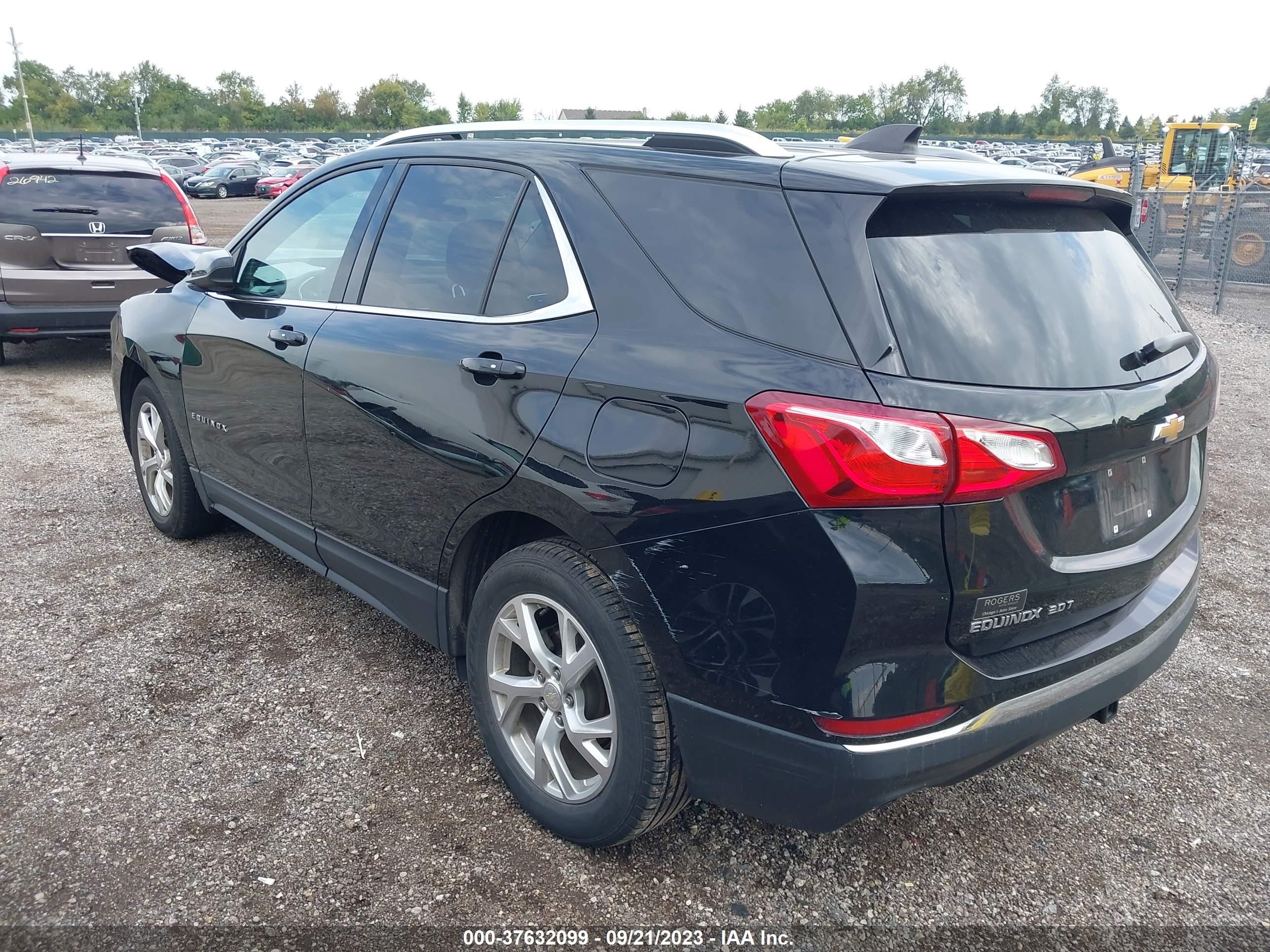 Photo 2 VIN: 3GNAXKEX2JL265001 - CHEVROLET EQUINOX 