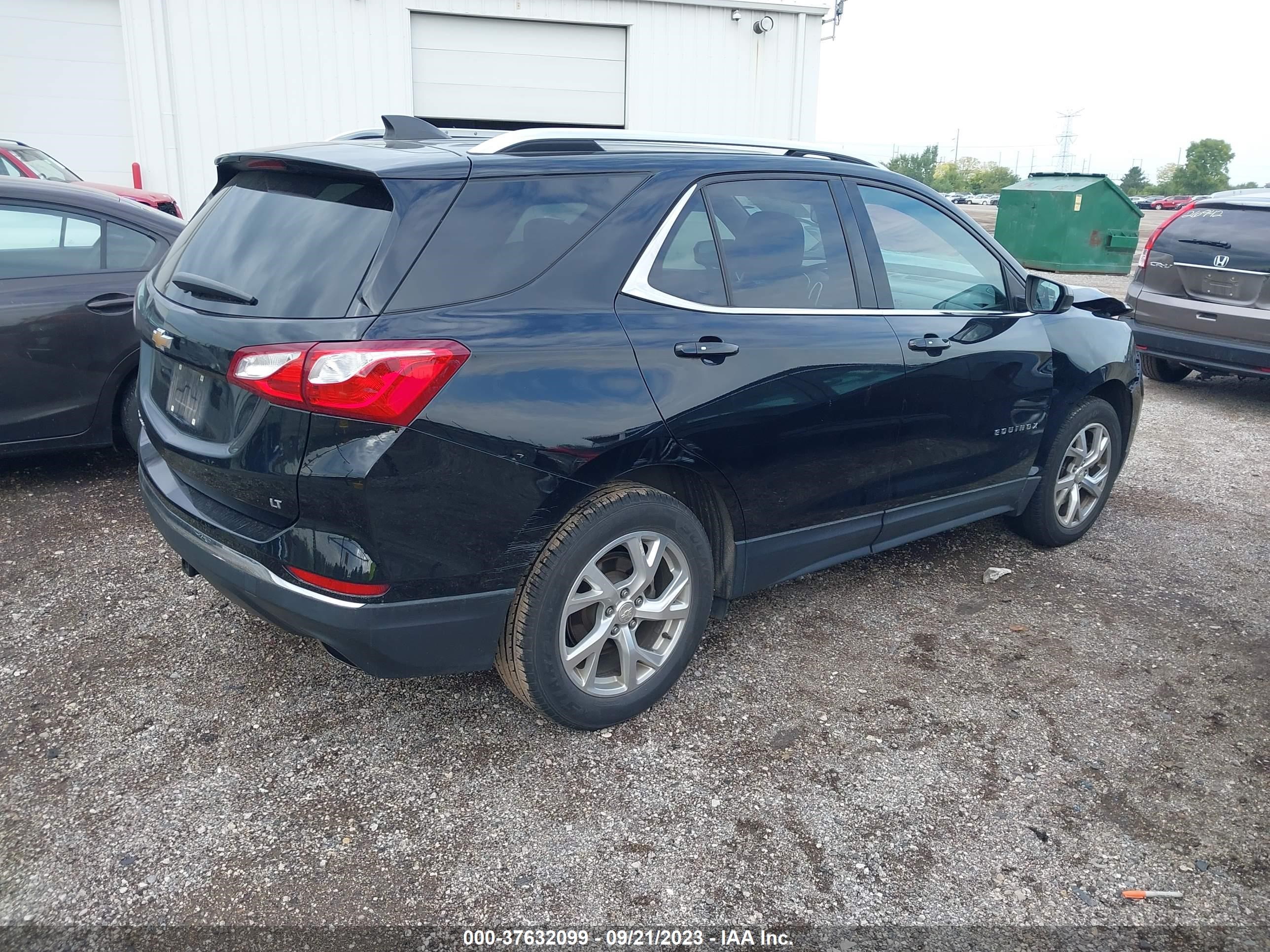 Photo 3 VIN: 3GNAXKEX2JL265001 - CHEVROLET EQUINOX 