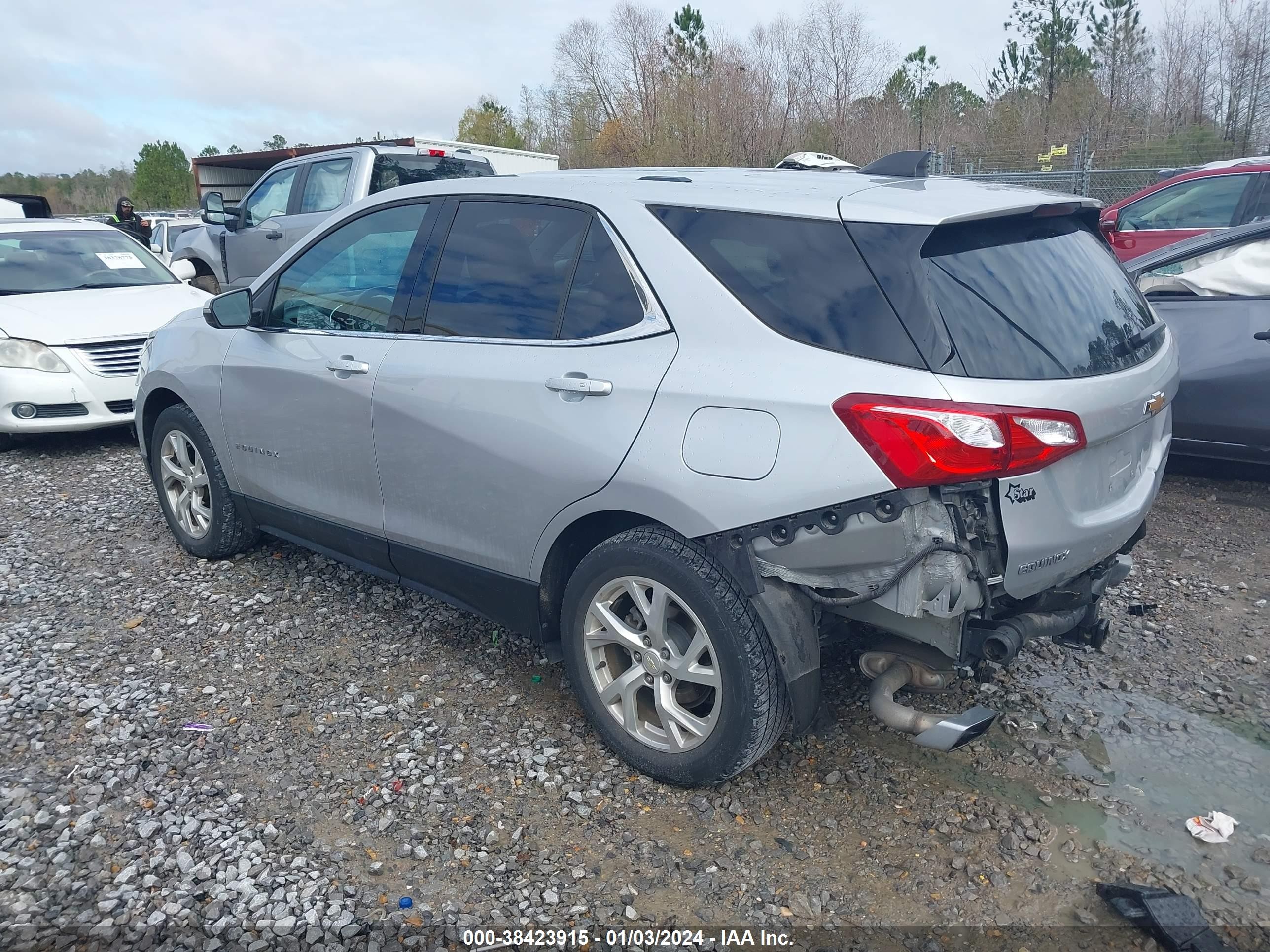 Photo 2 VIN: 3GNAXKEX9JS505991 - CHEVROLET EQUINOX 