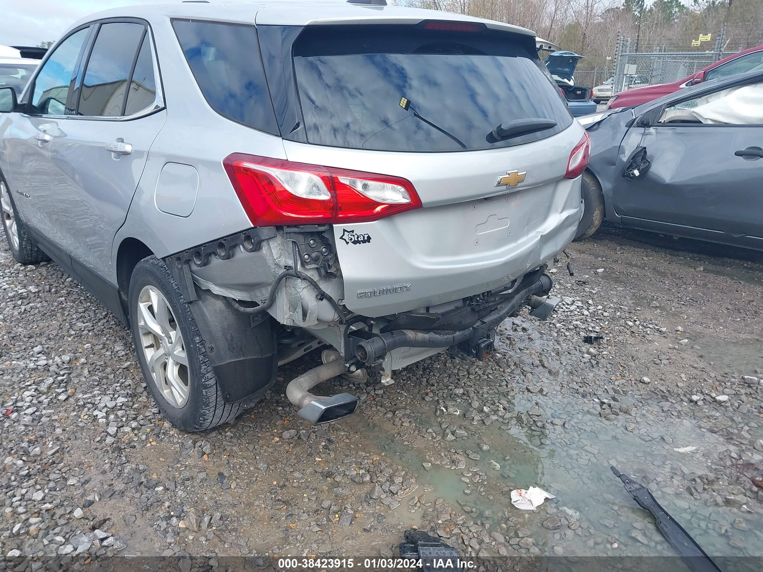 Photo 5 VIN: 3GNAXKEX9JS505991 - CHEVROLET EQUINOX 