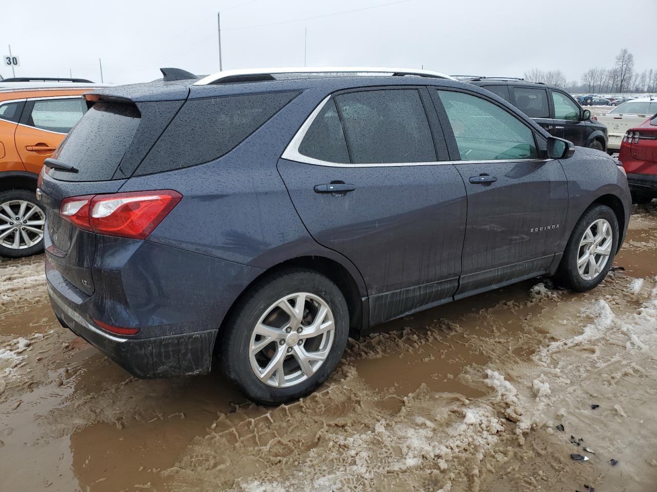 Photo 2 VIN: 3GNAXKEXXJS526509 - CHEVROLET EQUINOX 