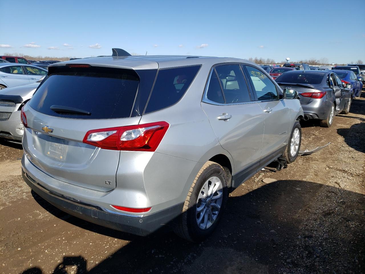 Photo 2 VIN: 3GNAXLEU7JS539875 - CHEVROLET EQUINOX 