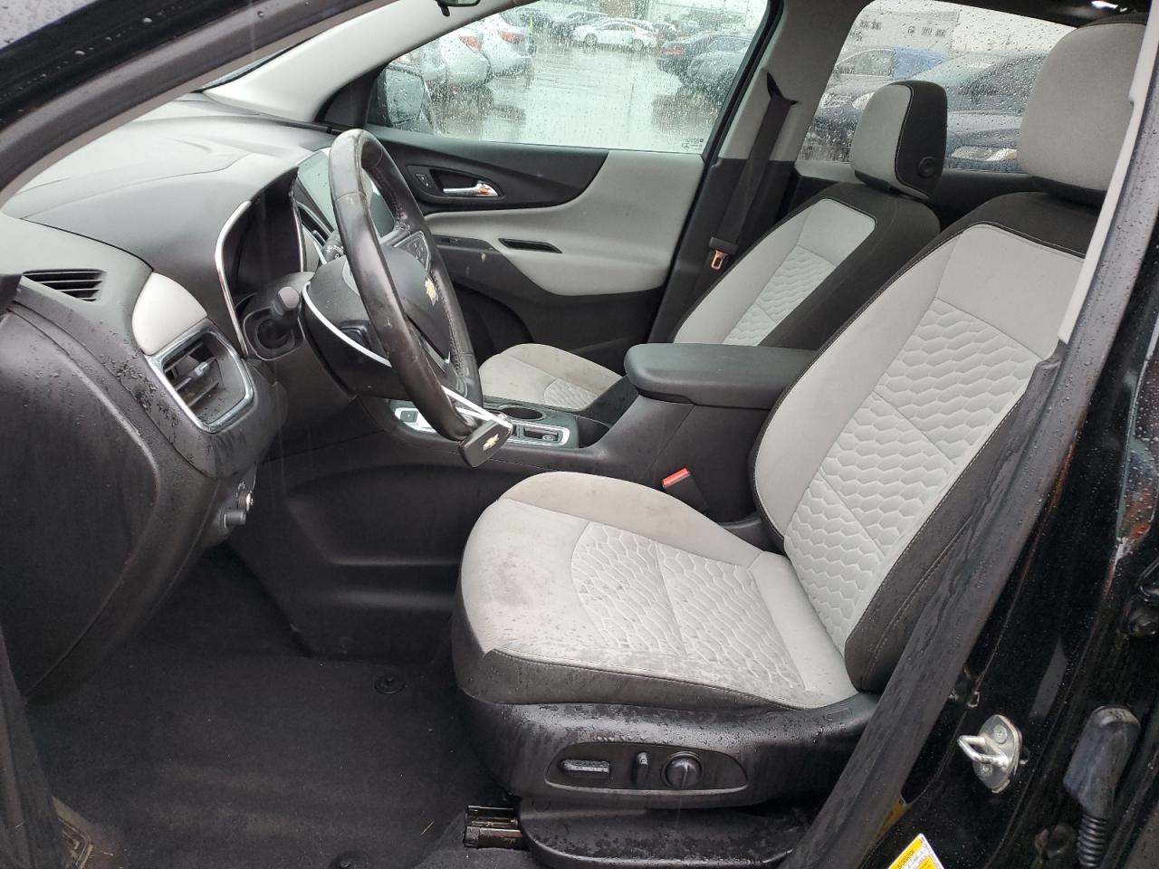 Photo 6 VIN: 3GNAXLEX1KL337233 - CHEVROLET EQUINOX 