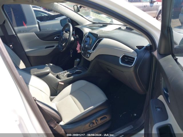 Photo 4 VIN: 3GNAXPEX3LS620943 - CHEVROLET EQUINOX 