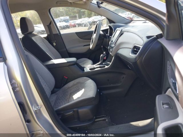 Photo 4 VIN: 3GNAXREV9JL102367 - CHEVROLET EQUINOX 