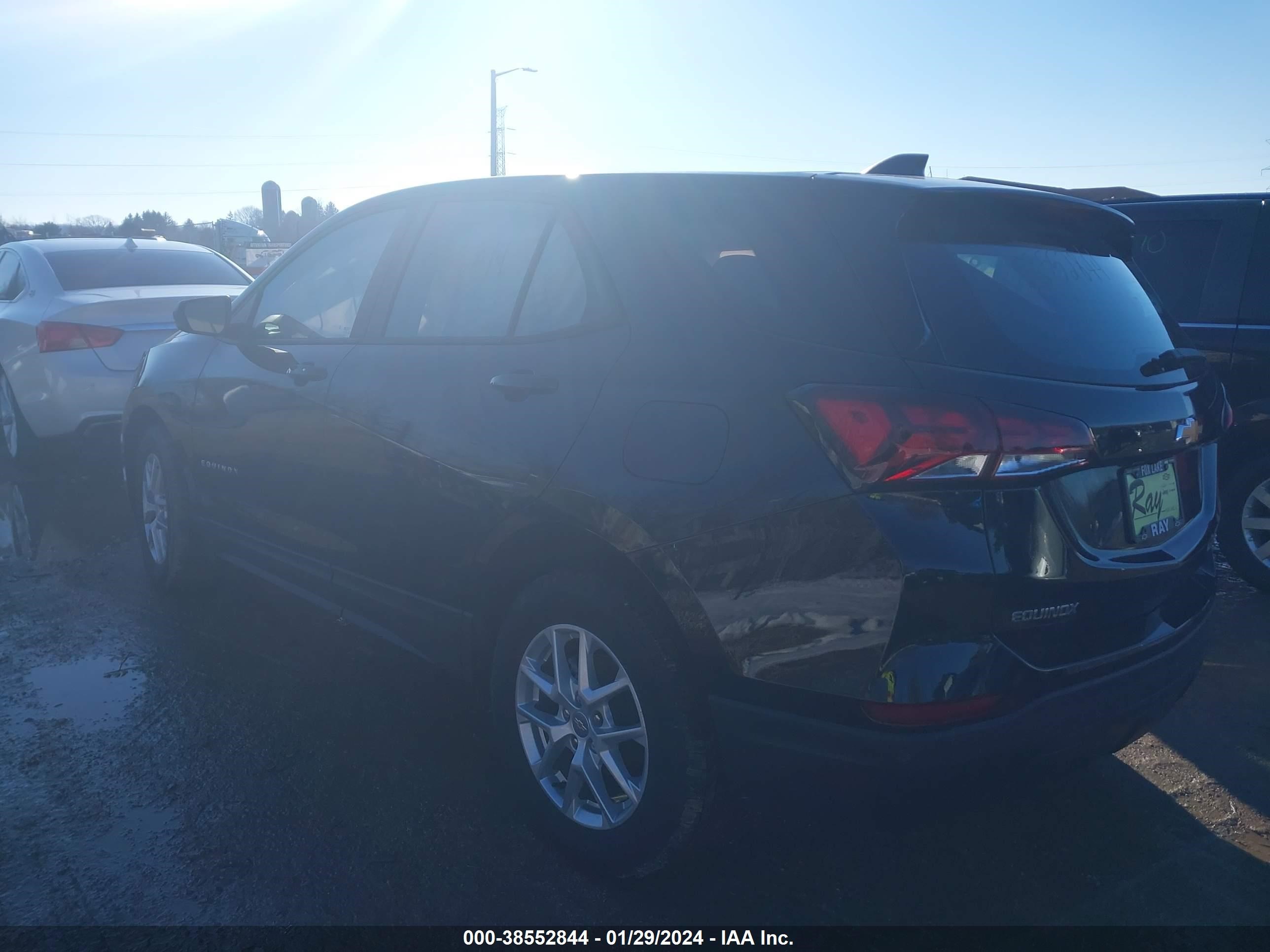 Photo 2 VIN: 3GNAXSEG2RL184740 - CHEVROLET EQUINOX 