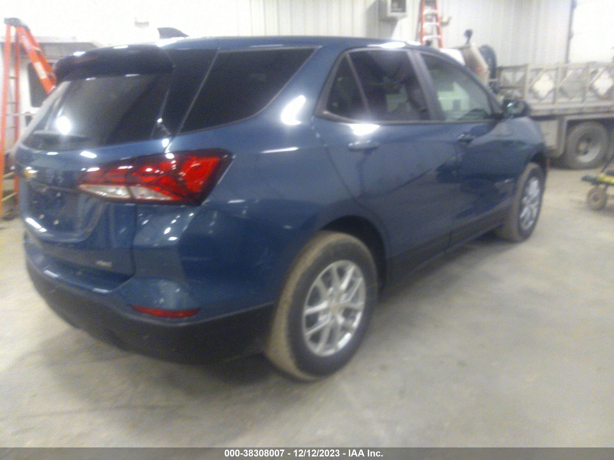 Photo 3 VIN: 3GNAXSEGXRL214633 - CHEVROLET EQUINOX 