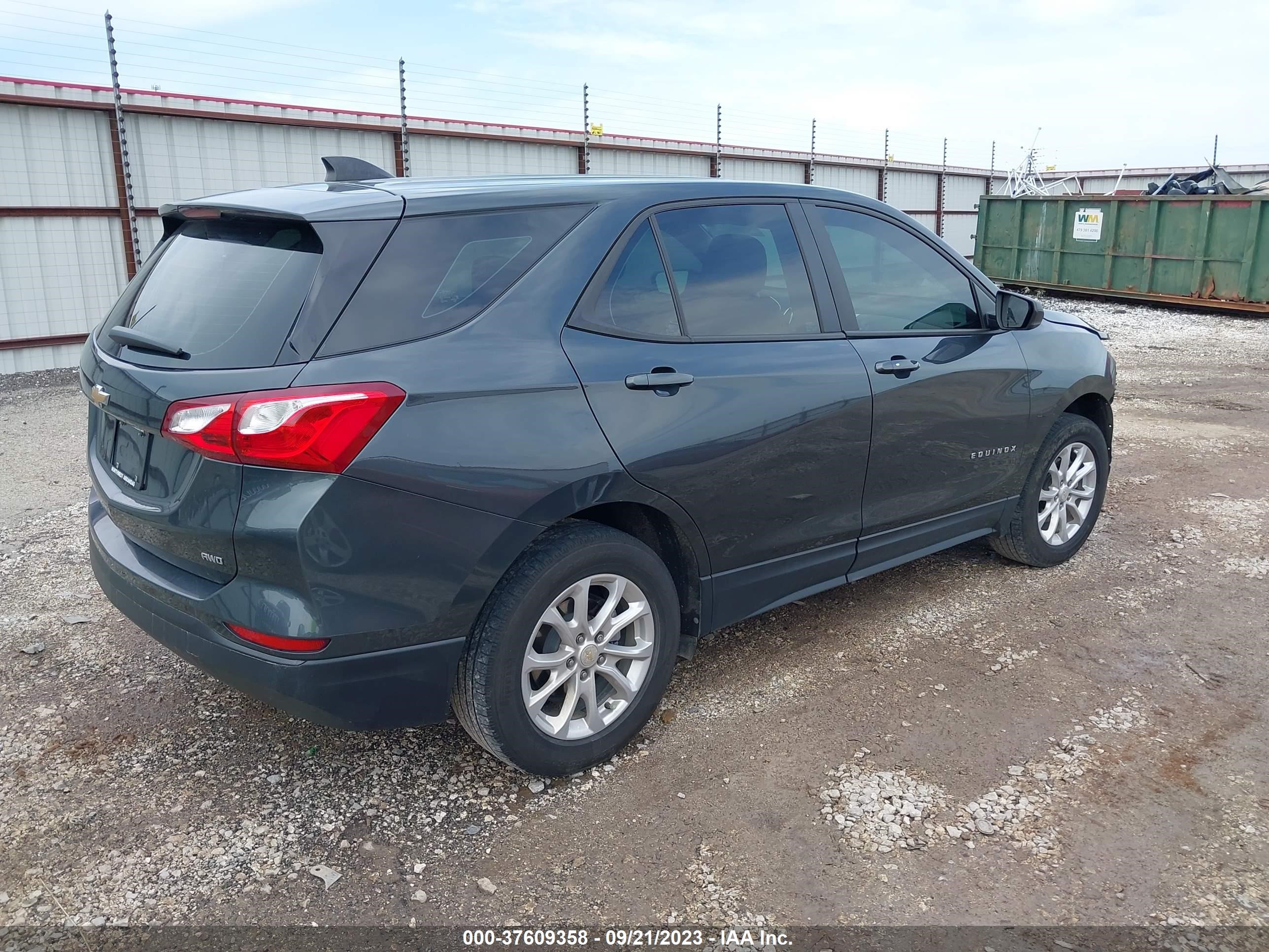 Photo 3 VIN: 3GNAXSEV0LS570116 - CHEVROLET EQUINOX 