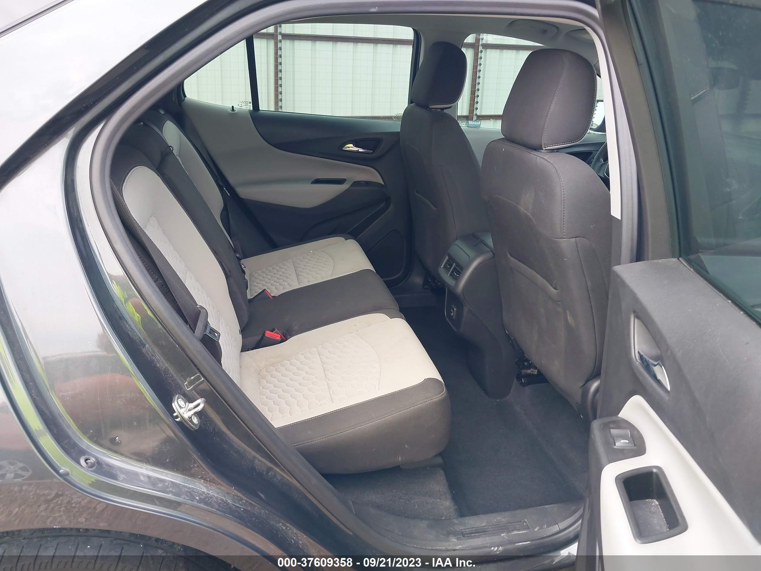 Photo 7 VIN: 3GNAXSEV0LS570116 - CHEVROLET EQUINOX 