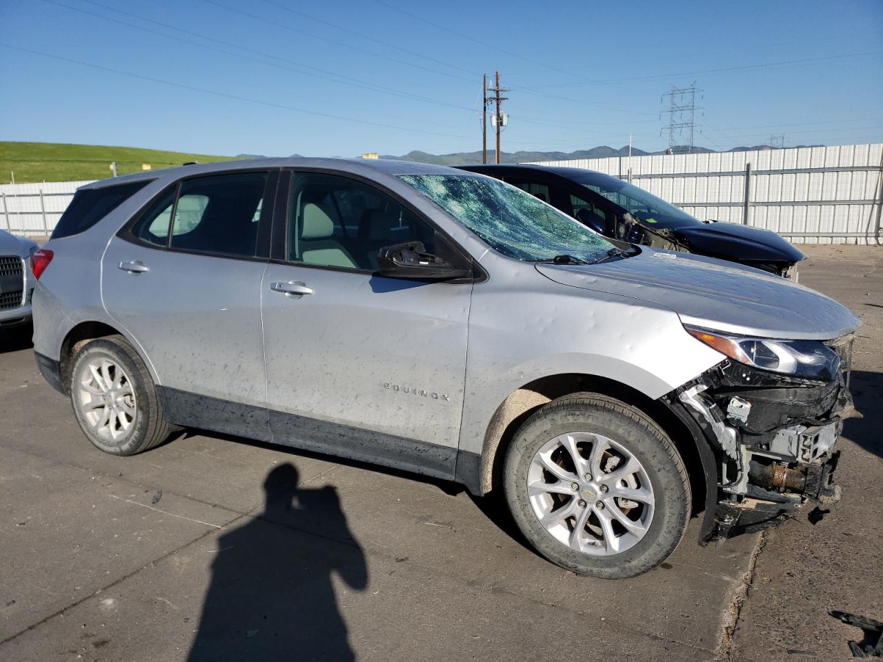 Photo 3 VIN: 3GNAXSEV0MS133153 - CHEVROLET EQUINOX 