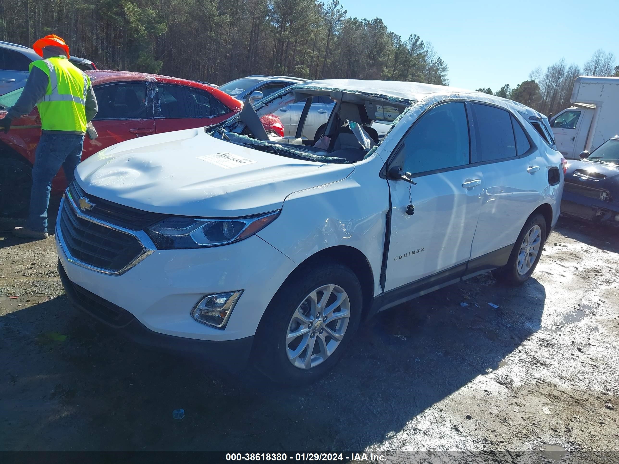 Photo 1 VIN: 3GNAXSEV1KS562735 - CHEVROLET EQUINOX 