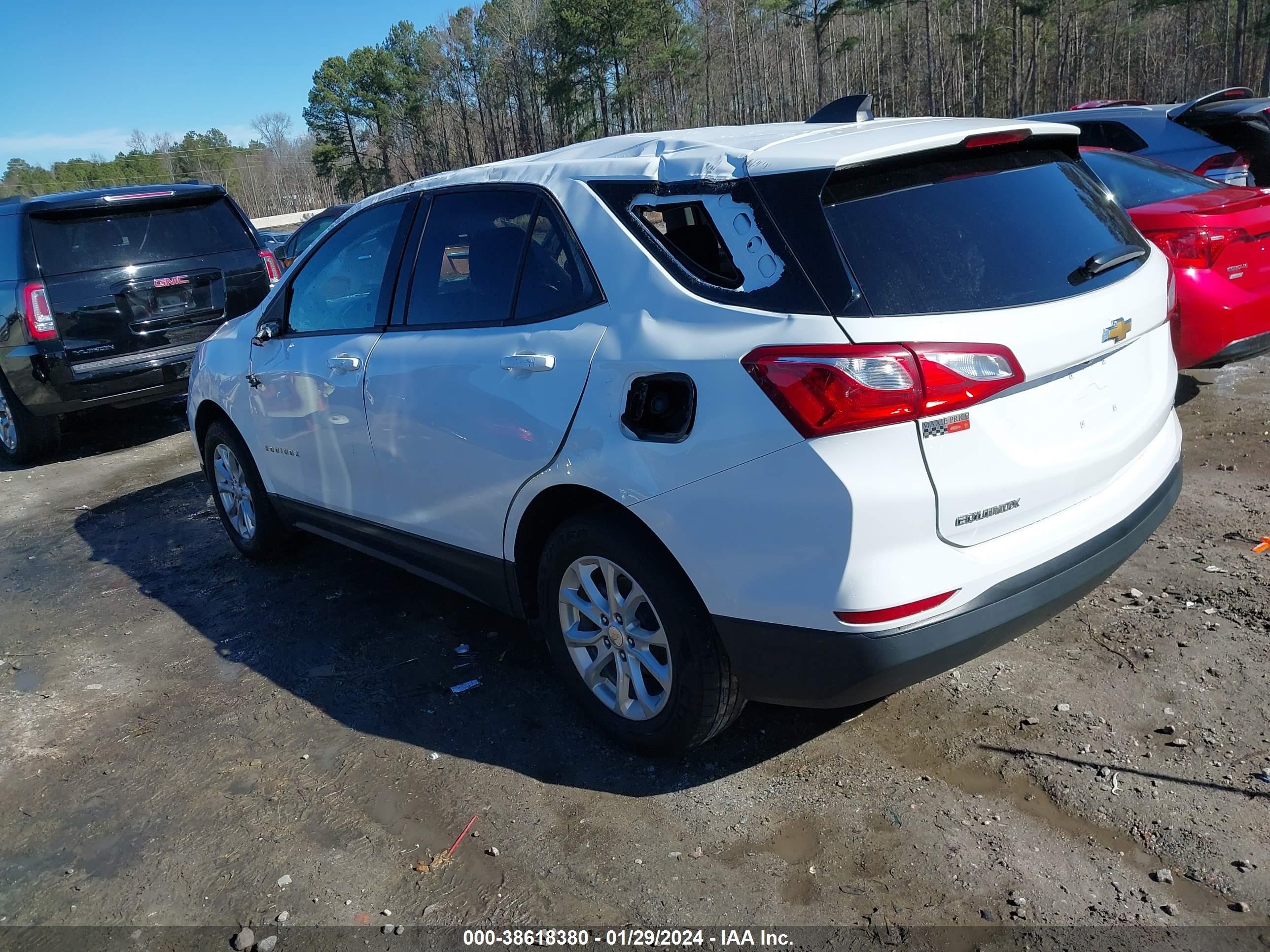 Photo 2 VIN: 3GNAXSEV1KS562735 - CHEVROLET EQUINOX 