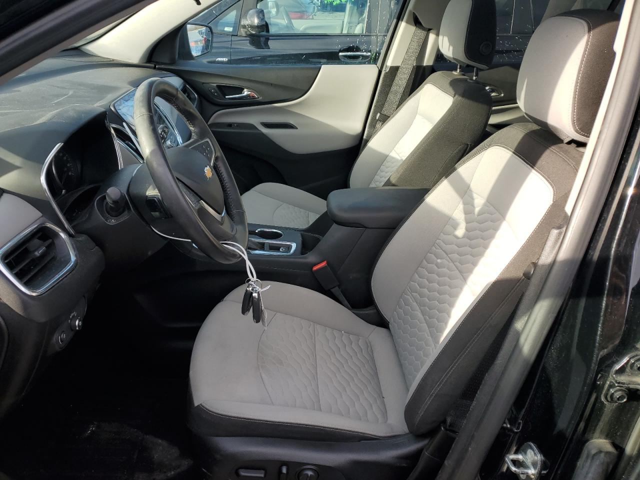 Photo 6 VIN: 3GNAXSEV3JL118605 - CHEVROLET EQUINOX 