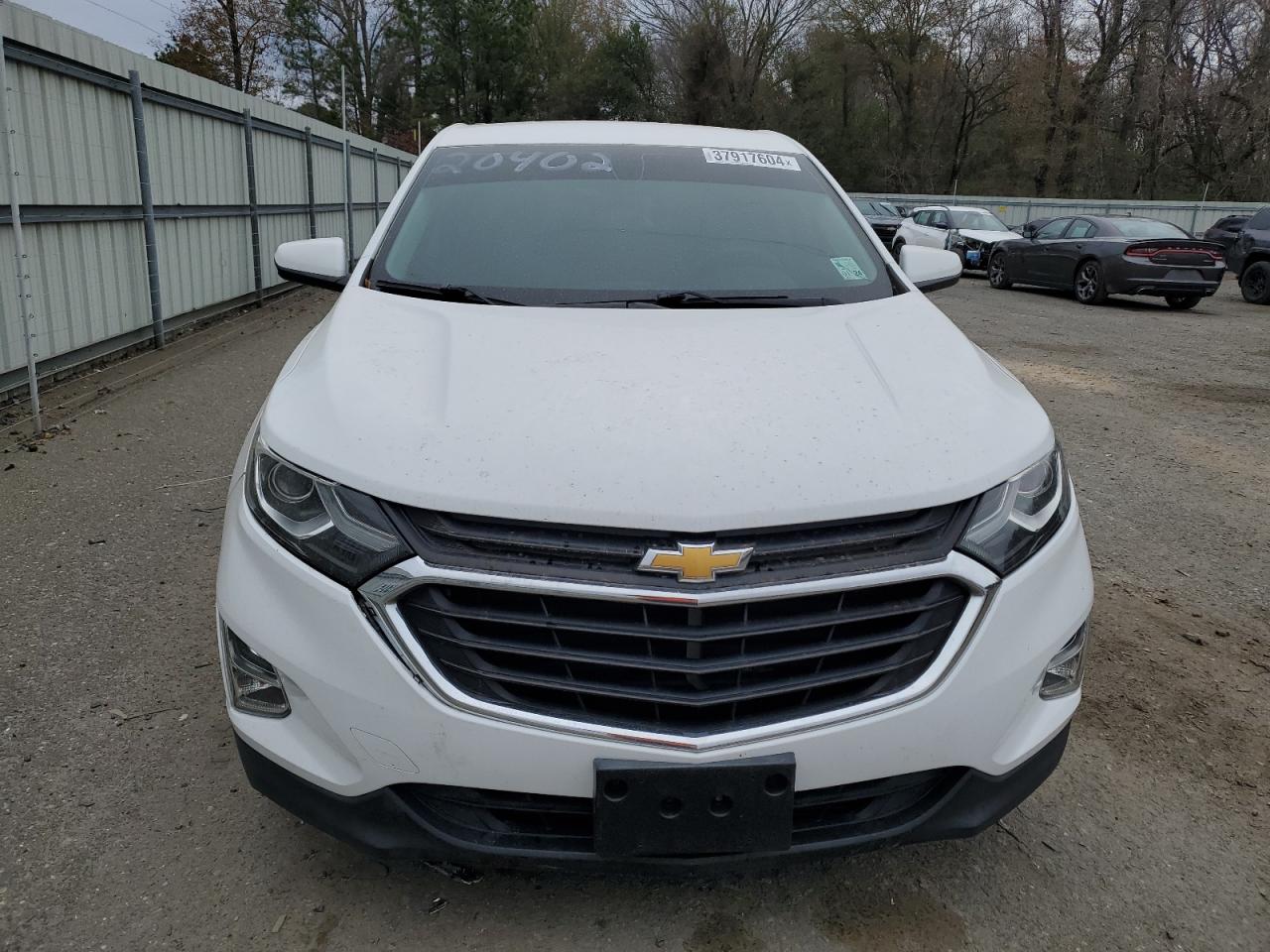 Photo 4 VIN: 3GNAXSEV5JS600790 - CHEVROLET EQUINOX 