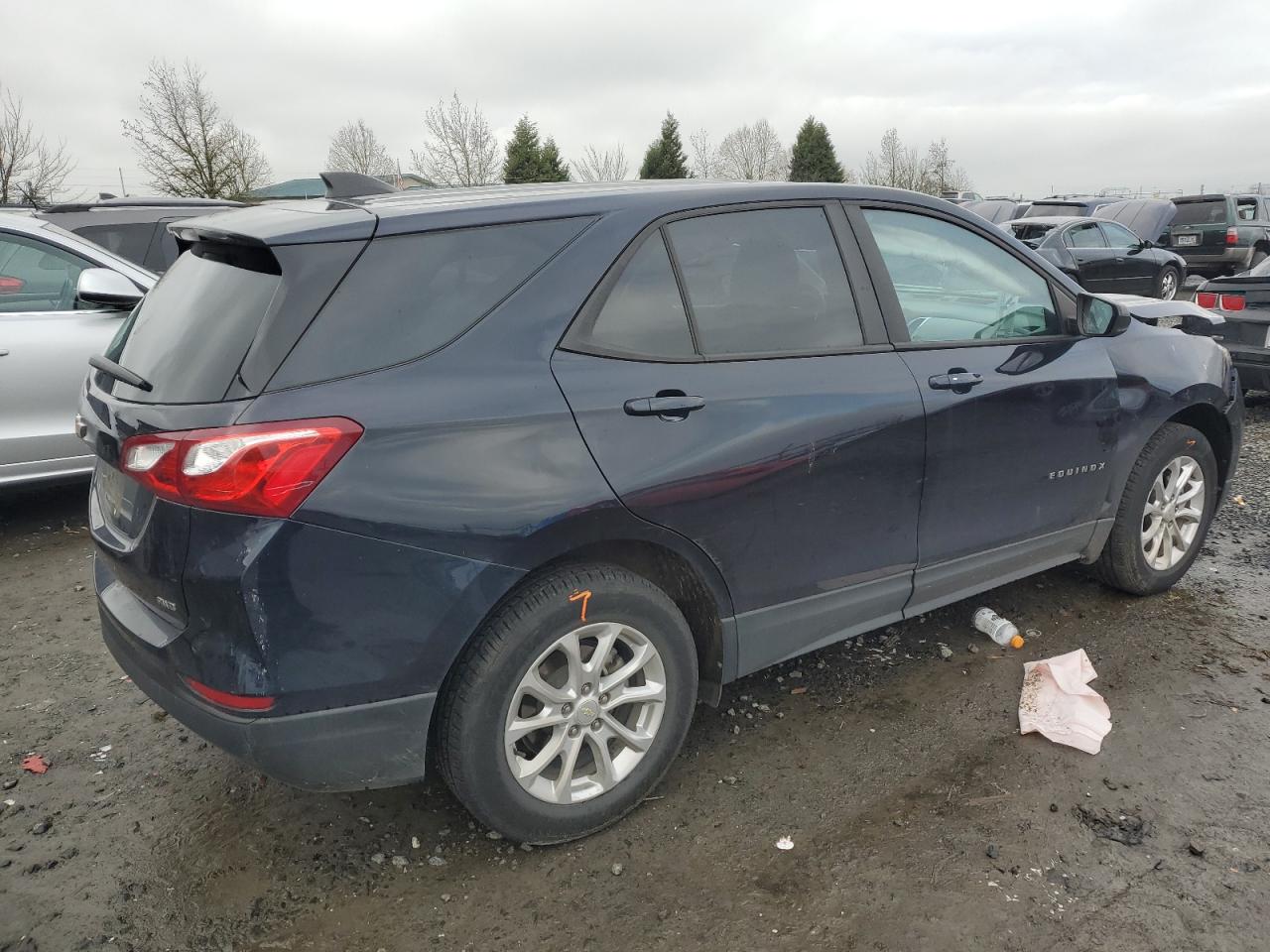 Photo 2 VIN: 3GNAXSEV5LS531036 - CHEVROLET EQUINOX 