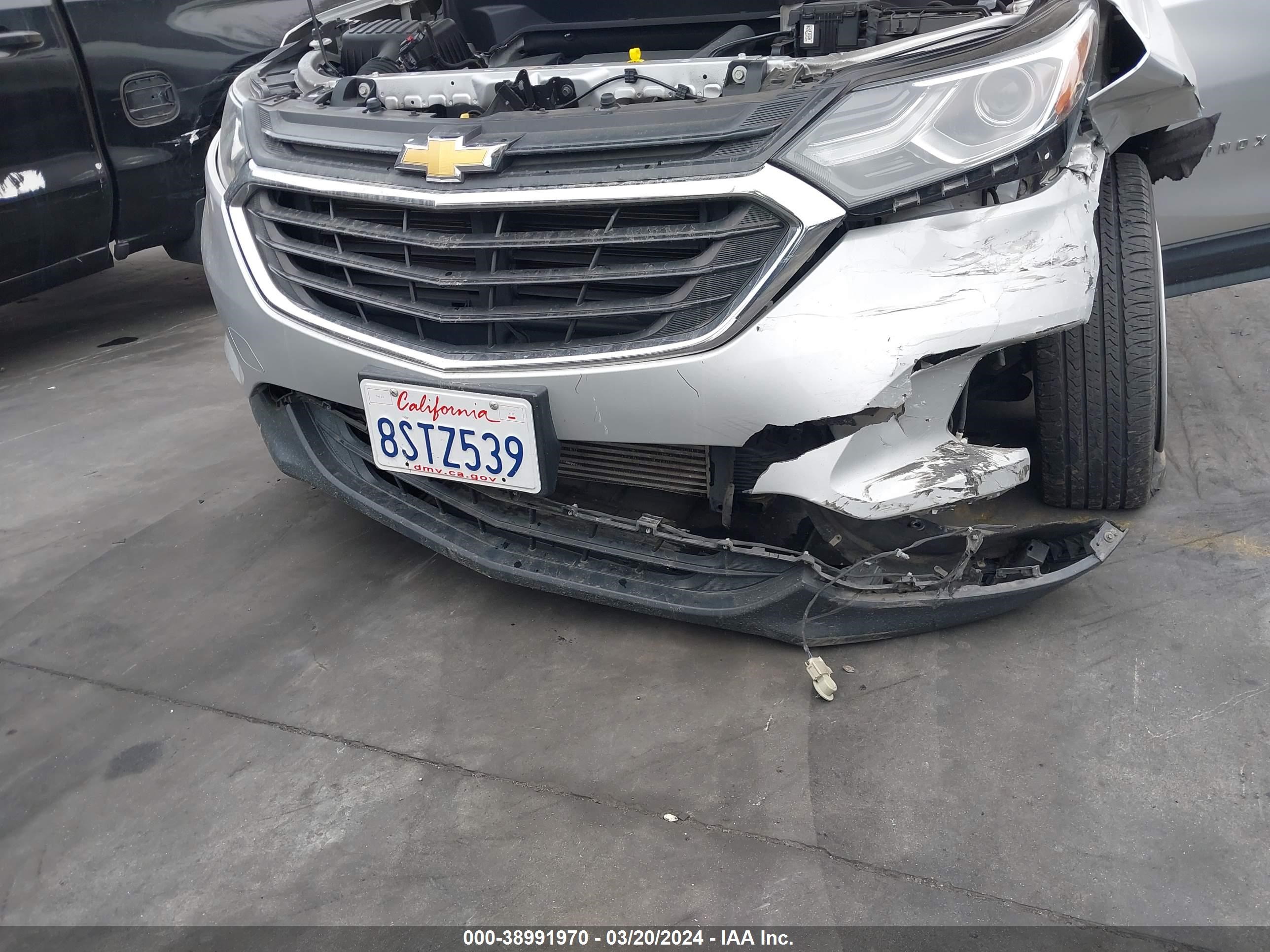 Photo 19 VIN: 3GNAXSEV6JS575947 - CHEVROLET EQUINOX 