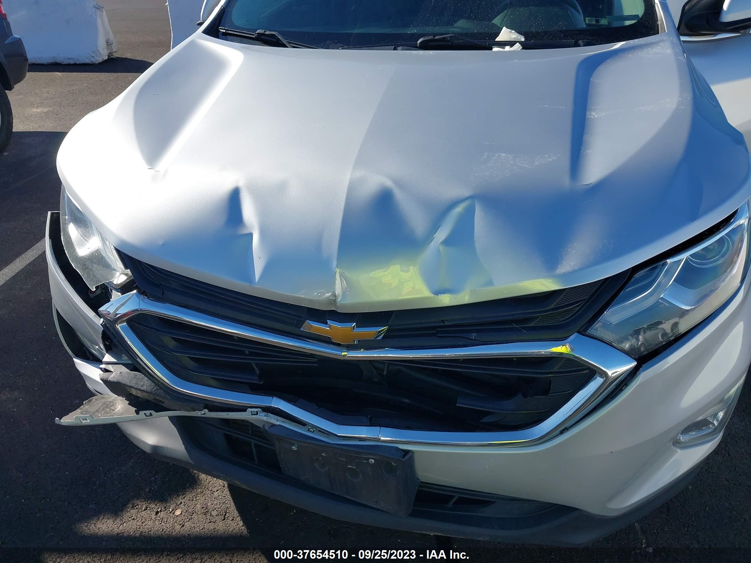 Photo 9 VIN: 3GNAXSEV6JS591095 - CHEVROLET EQUINOX 