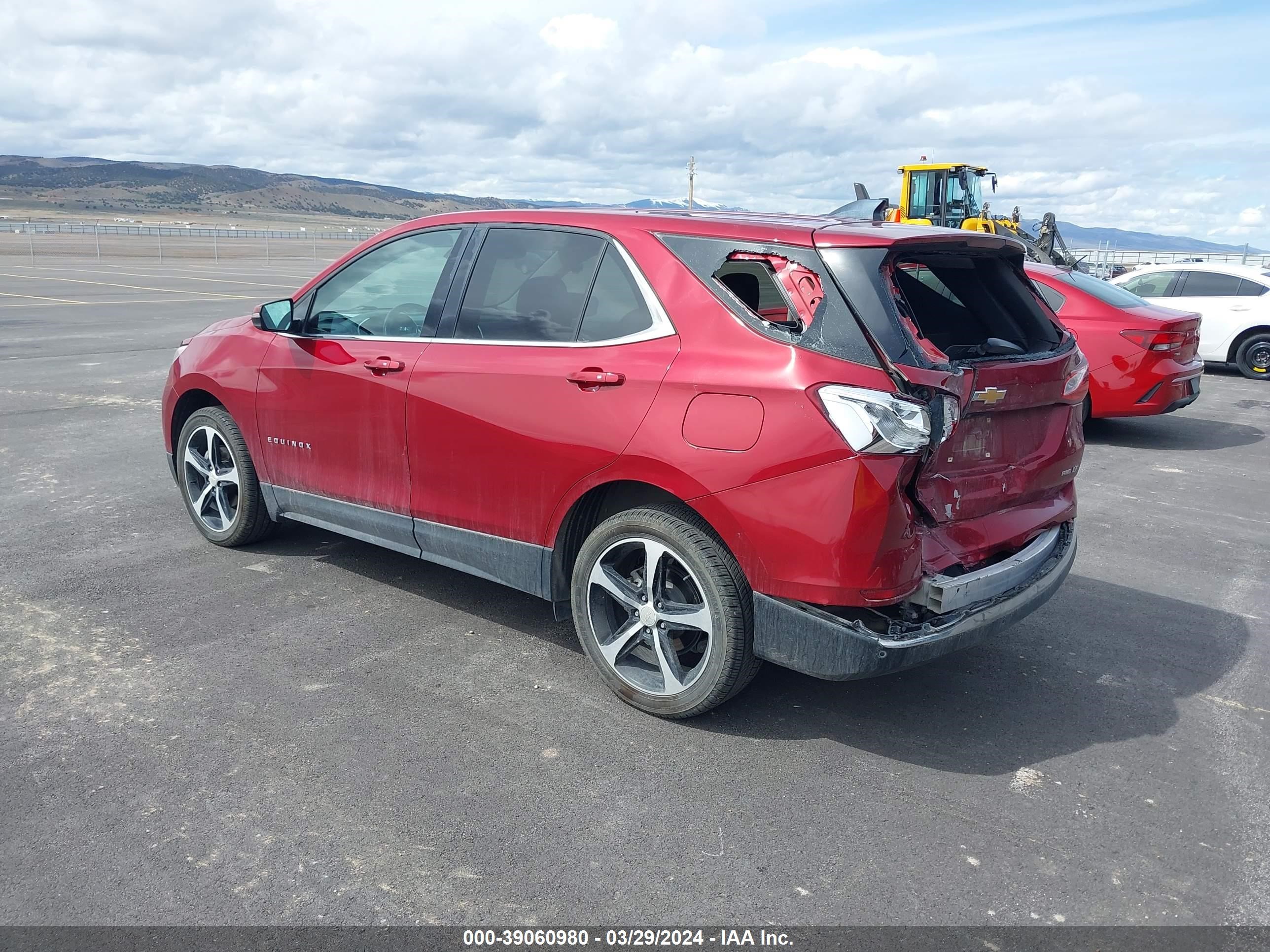 Photo 2 VIN: 3GNAXSEV7JS564262 - CHEVROLET EQUINOX 