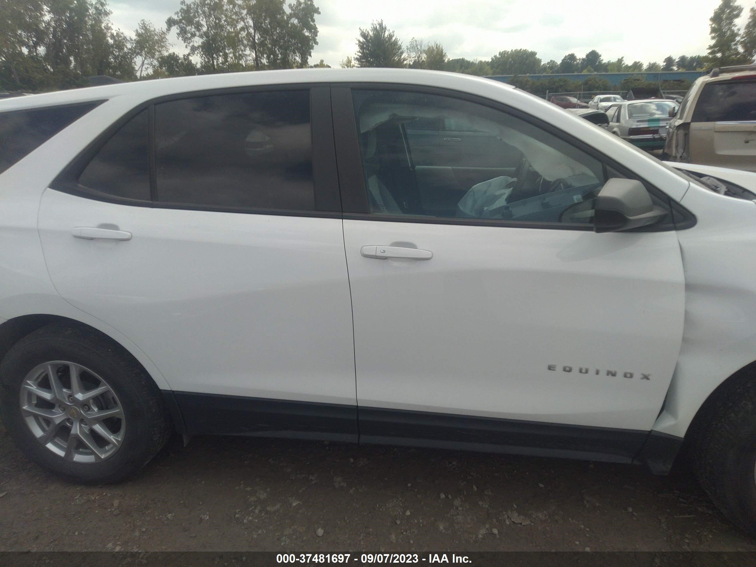 Photo 12 VIN: 3GNAXSEV8NS178200 - CHEVROLET EQUINOX 