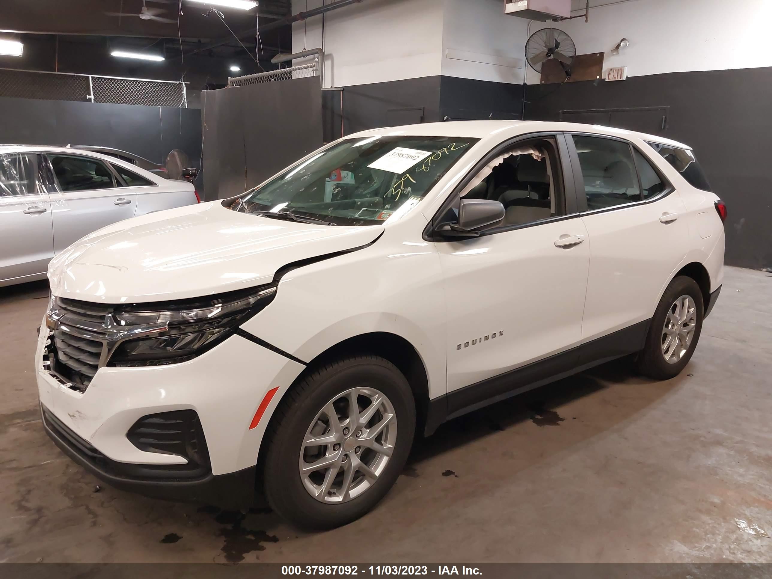 Photo 1 VIN: 3GNAXSEV8NS214967 - CHEVROLET EQUINOX 